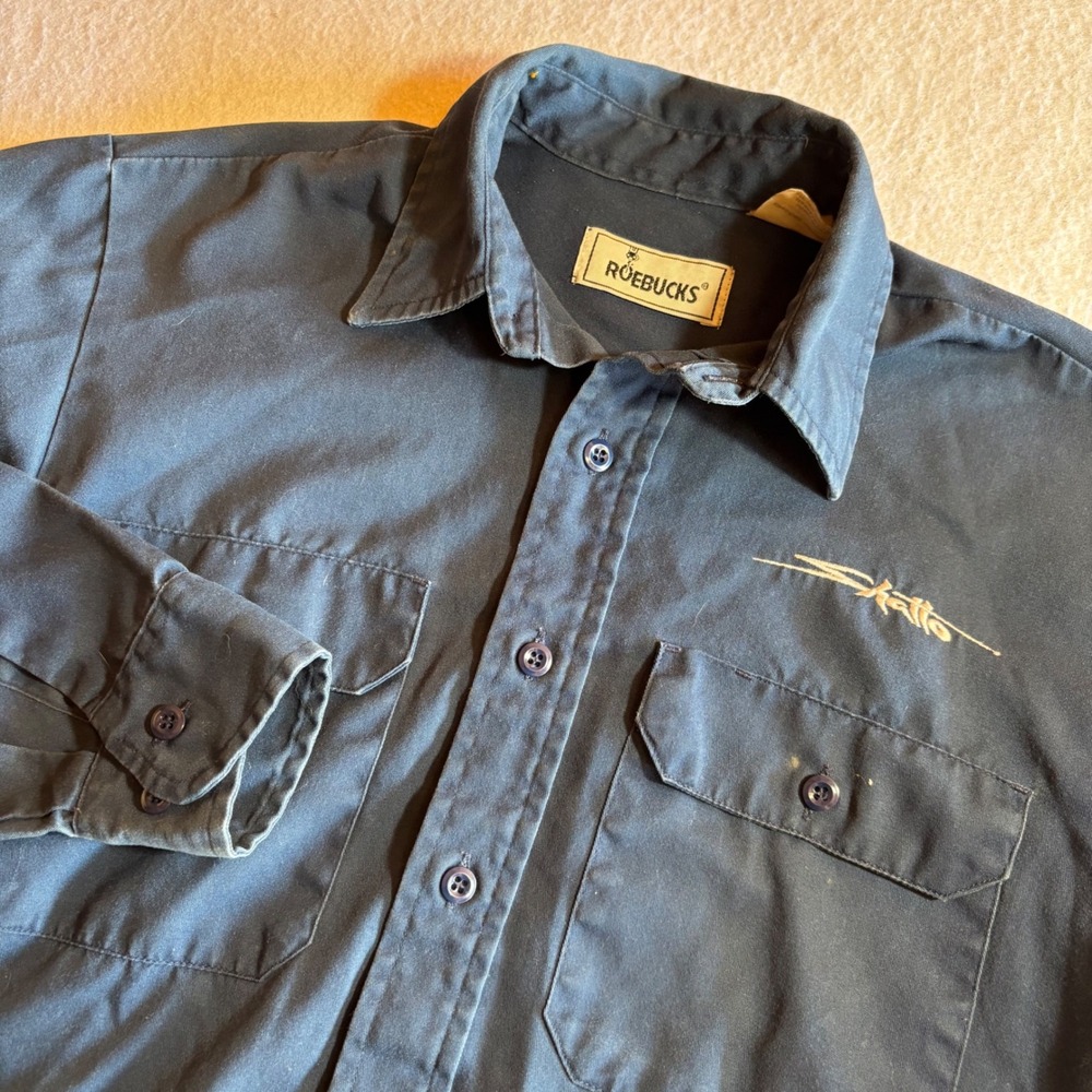 VTG Roebucks Mens Medium Blue Button Up Work Shirt‎ Shatto Embroidered Spellout